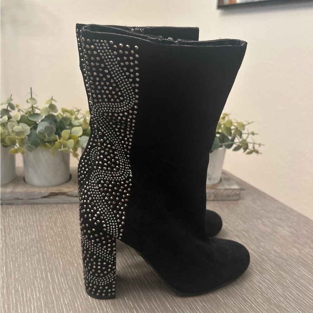 Badgley‎ Mischka black heel boots with studded embellishments size 6